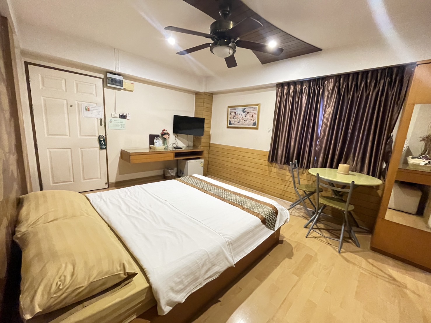 ห้องคอนเนอร์ C-707 (standard Corner)